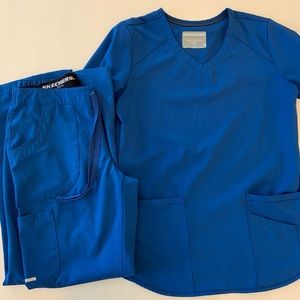 Sketchers Scrub Set